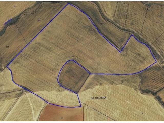 Urbis te ofrece una parcela en venta en Aldeatejada, Salamanca