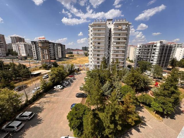 Urfa Yolu Memorıal Hastanesi Arkasında 3+1 Orta Kat Daire