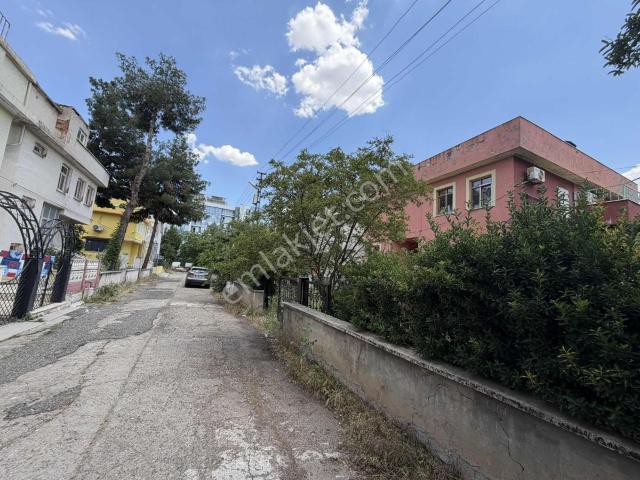 Urfa Yolu Üzerinde Ticari+konut Projesine Uygun Arsa