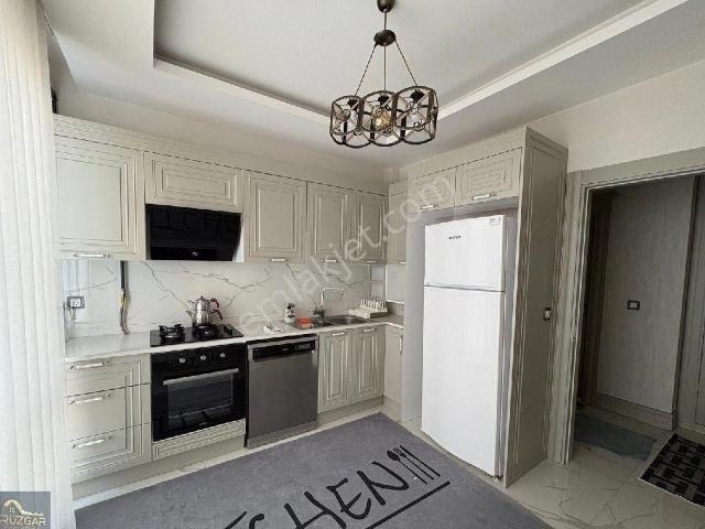 Urfa Yoluna Yakın,75 Kavşağı Yanında 2+1 Eşyalı Orta Kat Daire