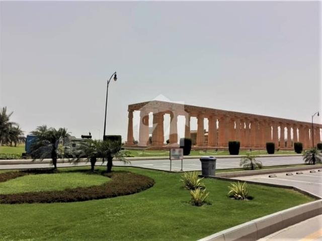 Urgency/Deal 272 SQ YARDS PLOT FOR SALE Prime Plot In BAHRIA TOWN Ready For Construction