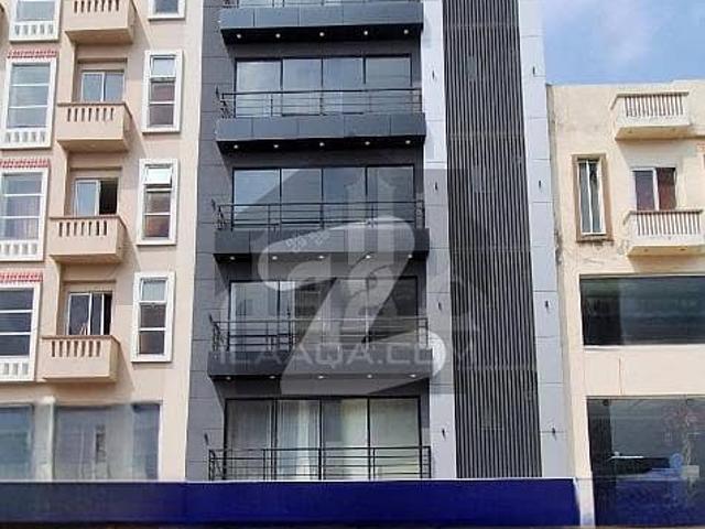 Urgent for the sale a shop in bahria town Lahore