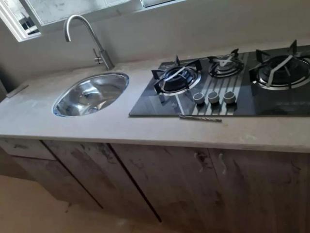 Urgent Luxury Flat for sale in E11/4 Islamabad E 11 ID 49259