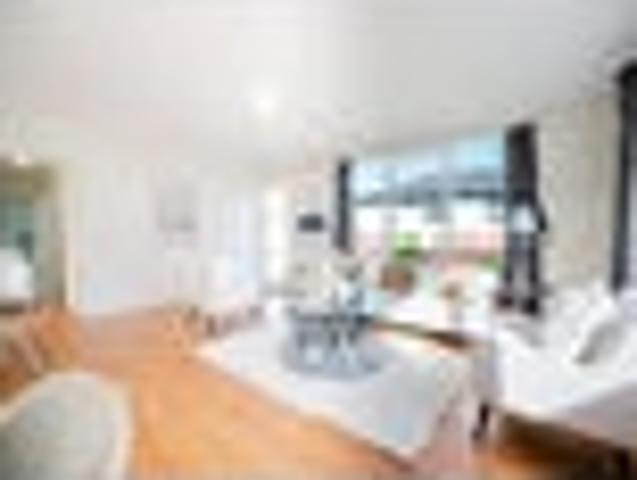 URGENT SALE FIRST HOME GOLD!