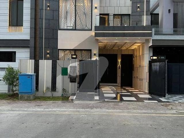 Urgent Sale House Bahria Town Lahore
