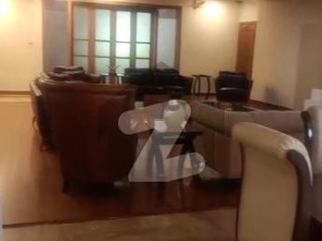 URGENT SALE | Luxury House | F 11/4, Islamabad 1000 Sq. Yards | Spacious Family Home F 11/4