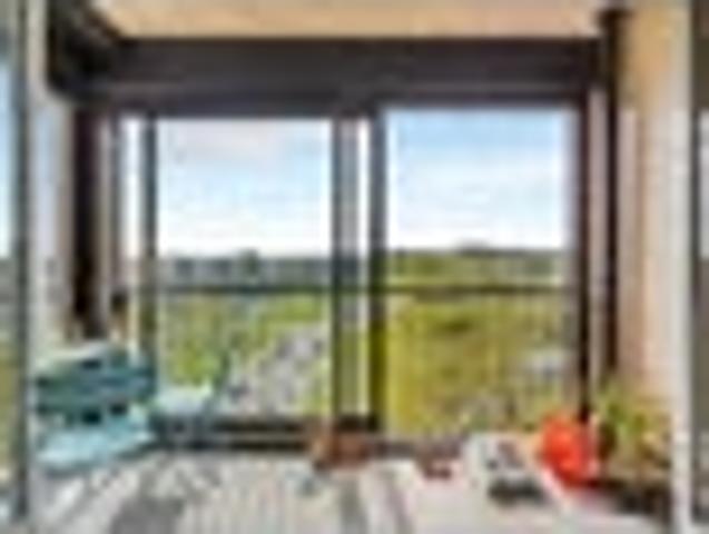 Urgent Sale! Modern Apartment in Albany