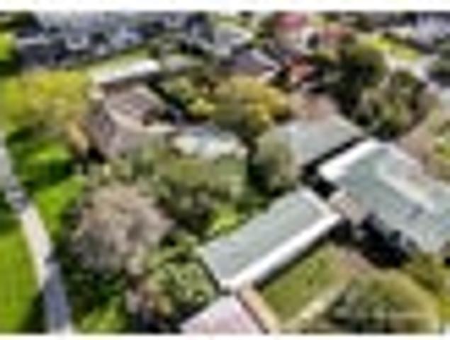 URGENT SALE: RC Approved Flat 905m2 THAB Site