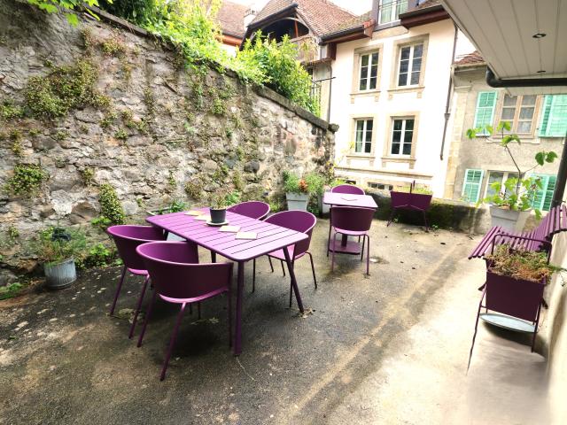 Urgent – Wohnung mit großer Terrasse im Herzen der Altstadt von Estavayer