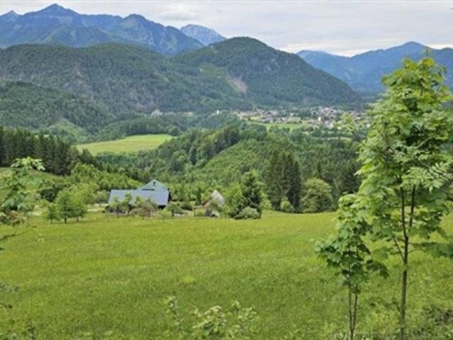 Uriger Bergbauernhof in einzigartigen absoltuten Alleinlage!