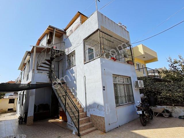 Urla Altıntaş Mahallesi 3 Katlı Satılık Komple Bina