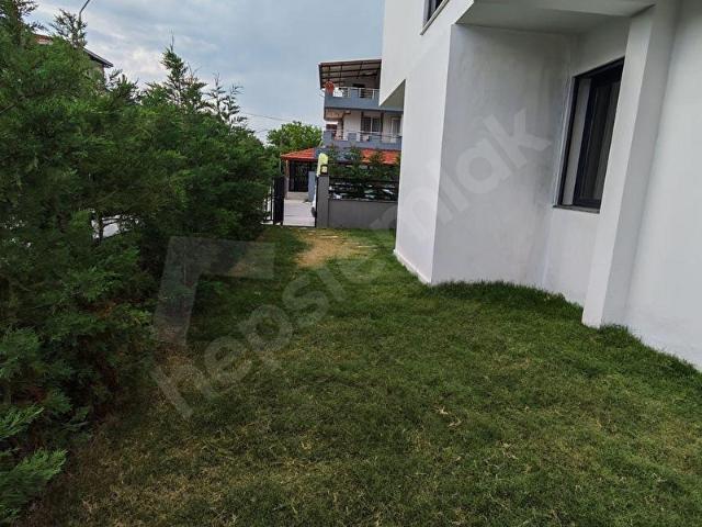 Urla Çamlıçay 'Da 4+1 Köşe Konum Satılık Villa