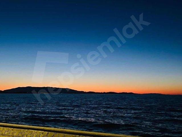 Urla Çamlıçay Mahallesi Denize sıfır 4080 İmarlı ARSA