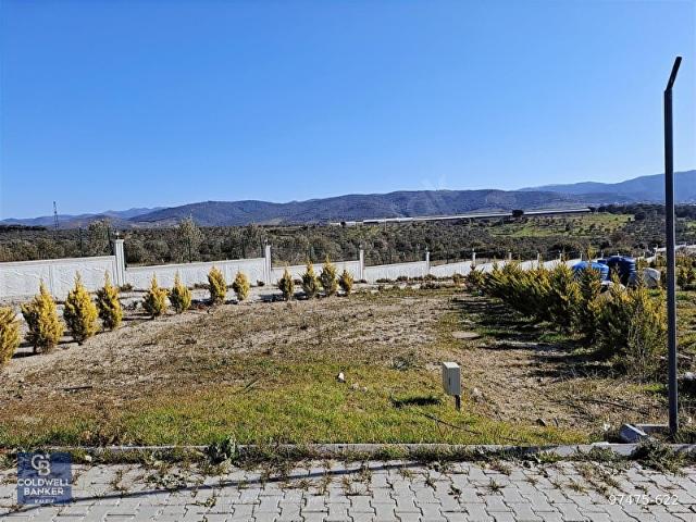 URLA BADEMLER DE SATILIK KOOPARATİF ARSASI