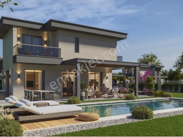 Urla Bademler Satılık 4+1 Villa