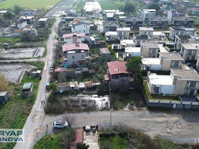 Urla İçmeler'de Satılık Müstakil Parsel 427 m2 Arsa
