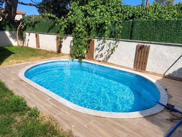 Urla Torasan'da, hayallerinizin ötesinde, havuzlu, 4+1 villa