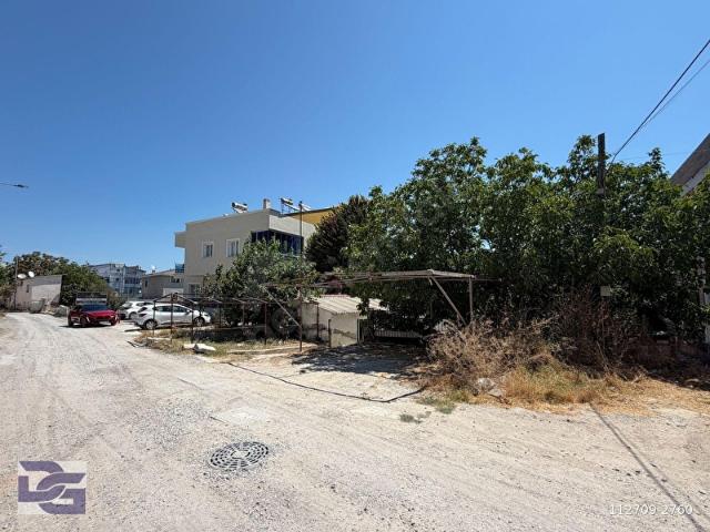URLA YAKA MAHALLESİN'DE 4080 İMARLI 338M2 ARSA