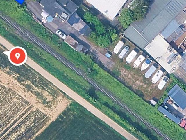 Urlaub Kleines vermietetes Einfamilienhaus großes Grundstück
