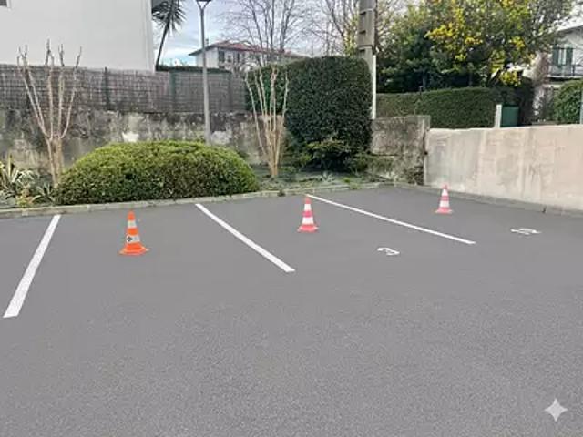 Urrugne 64122 Achat / Vente parking au dernier étage