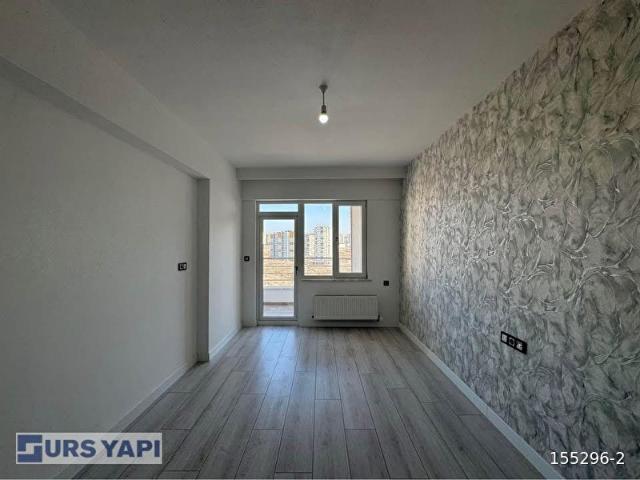 URS YAPI'DAN BEYLİKDÜZÜ'NDE SİTE İÇİNDE 1+1 ARA KAT LÜKS DAİRE !