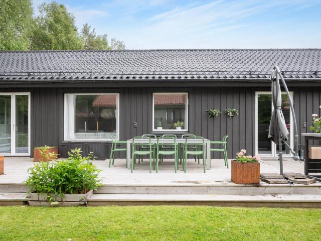 Utmarksvägen 13