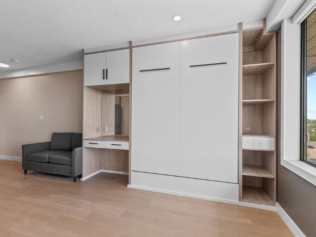 Utilities Included! Penthouse Bachelor Suites!