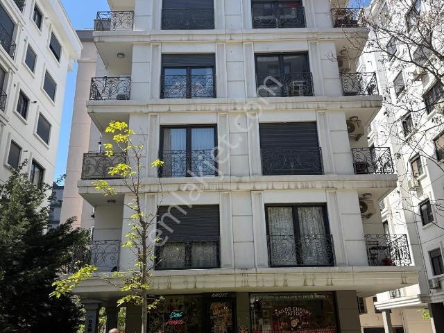 Utku'dan Suadiye Şaşkınbakkal 'da Yeni Bina Kombili 1+1