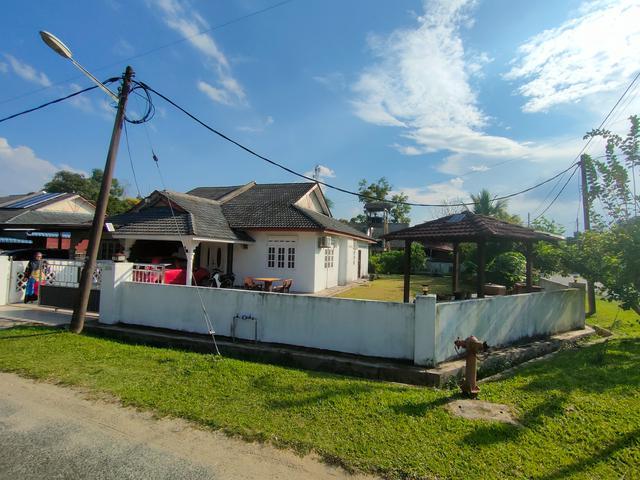 Utk dijual SemiD Tanah mcm Banglo Luas tanah 516m 5554sq