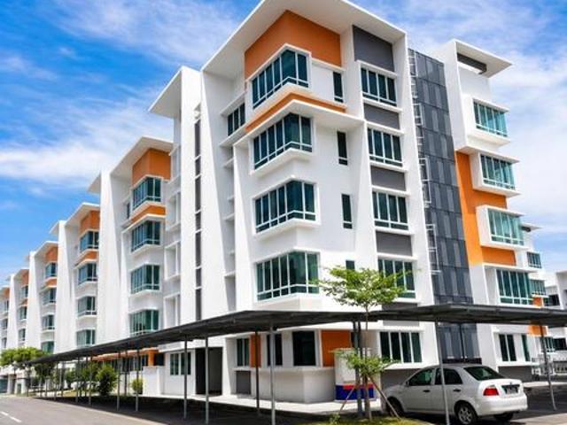 UUC3 Corner 3Bedrooms Well Maintain with Furniture