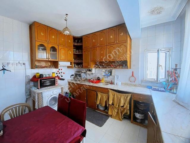 Uyaran79 Gayrimenkul Den Çarşı Merkezde 3+1 Daire