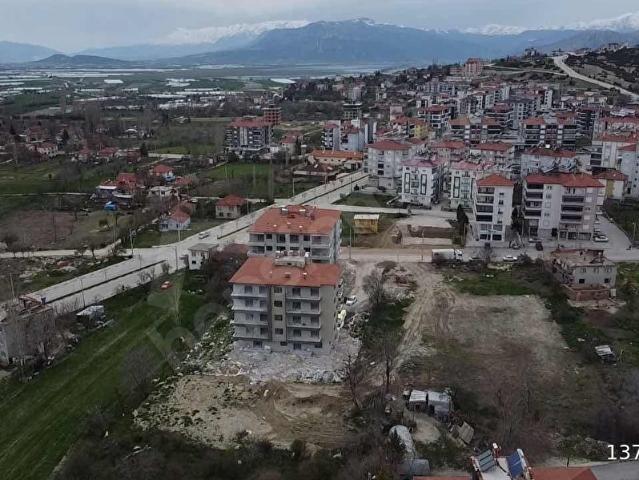 UYAROĞLU EMLAK'dan ELMALI MERKEZDE 3+1 SATILIK DAİRE