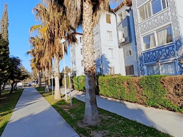 Uydukent Site İçerisinde Satılık 3+1 Arakat Güney Cephe