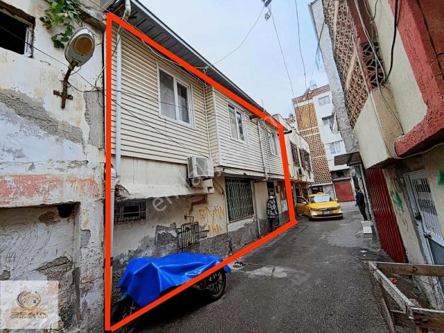 Uygun Fiyat'a Komple Satılık 3 Daire Yer Kıbrıs Caddesi'ne Yakın