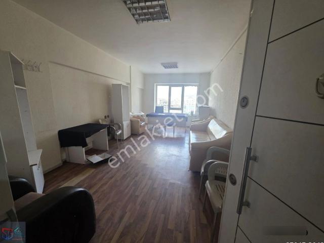 Uygun Fiyatlı Esyalı Kiralık Ofis
