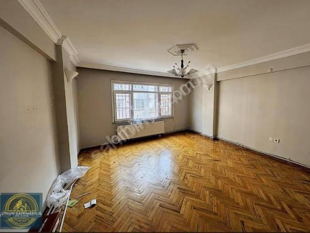 uygun Gayrimenkulden Gökalp Mahallesi 2+1 80m2 Satılık Daire