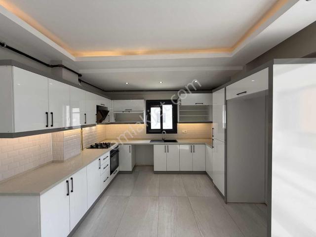 Uygan'dan Muratbey Mah. 190m² 3+1 Havuz & Güvenlik & Çoçuk Parkı