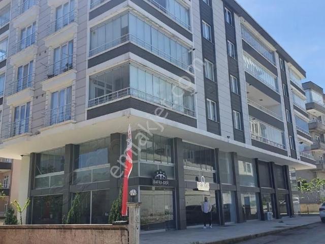 Uygar Gayrimenkul'den Tramvay Altı 65 M2 Full Kredi Ara Kat 1+1