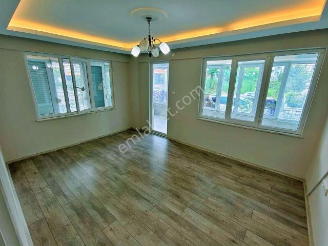 Uytun'dan Akçay Altınkum'da Denize 150 Metre Kiralık 2+1 Daire