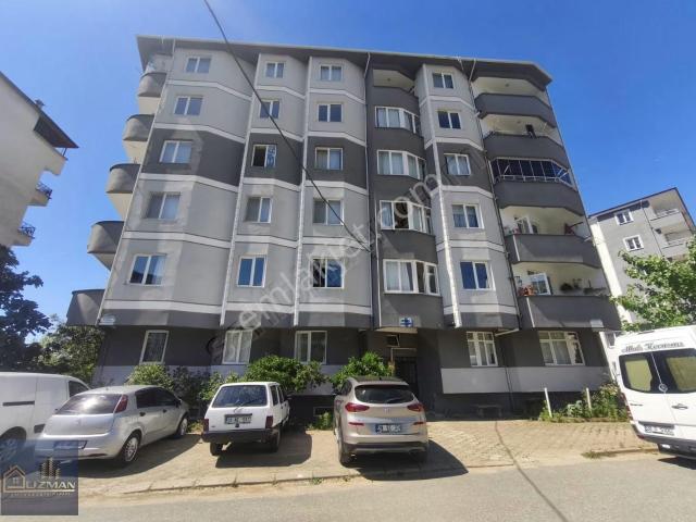 Uzman Emlak'tan 3+1 Hastaneye Yakın, Satılık Daire.