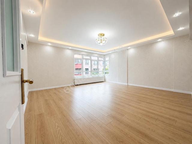 Uzman Emlak'tan Aşağı Eğlence Mh.de Giresun Cadde Üzeri Lüx Yapılı 3+1 Daire