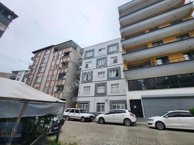 Uzman Emlak'tan İhsaniyede 2+1 İçi Yapılı Satılık Daire.