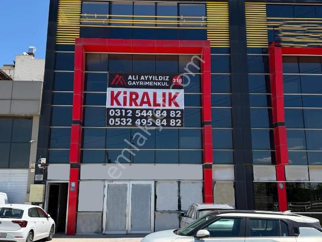 Uzayçağı Caddesi Üzerinde 1000 M2 Kiralık Dükan