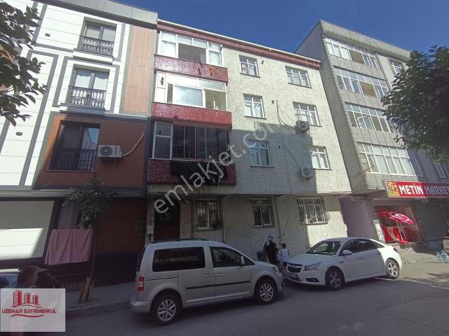 Uzemar'dan Acil Satılık 2+1 bağcılar Kirazlı Metron Yanı