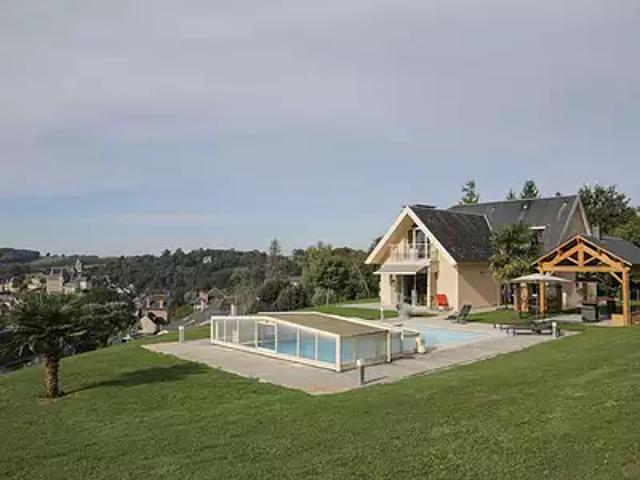 Uzerche 19140 Achat / Vente maison 9 pièces t9