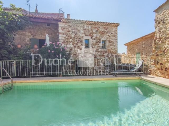 UZÈS, maison à vendre, 4 pièces, 95 m²