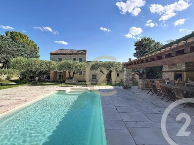 UZÈS, maison à vendre, 6 pièces, 184 m²