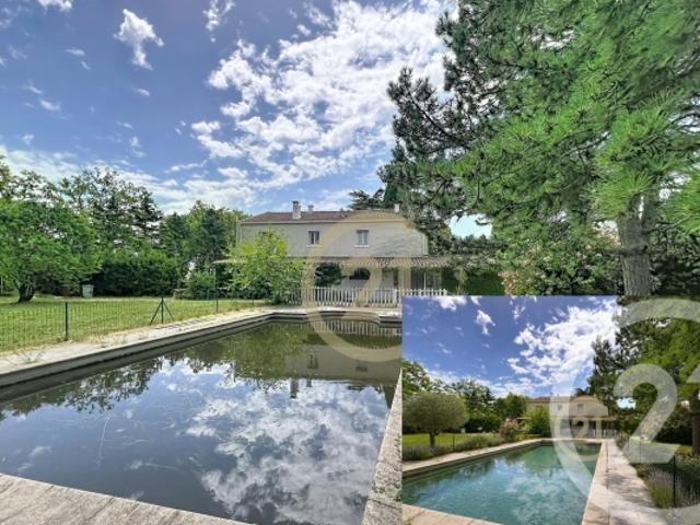 UZÈS, maison à vendre, 9 pièces, 222 m²