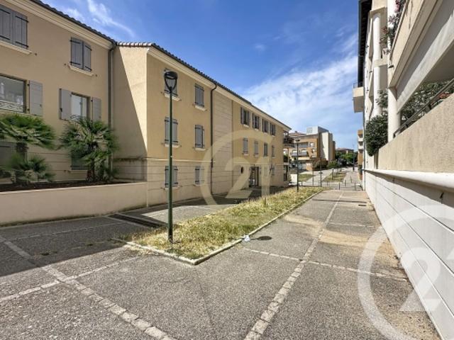 UZÈS, appartement à vendre, 3 pièces, 70 m²