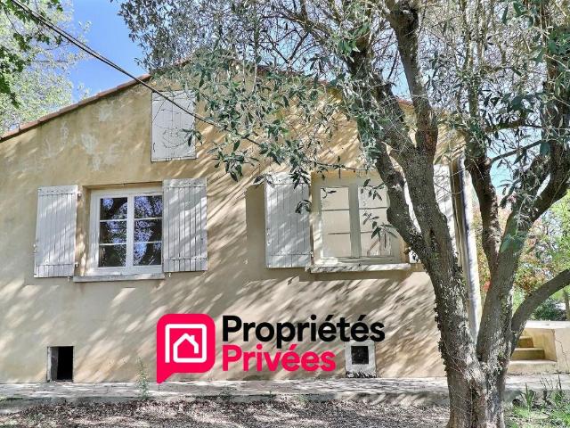 Uzès, direction Nimes, Villa indépendante